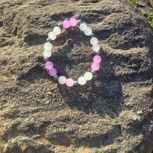 Pink & White Beaded Stretch Bracelet by